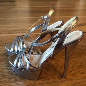 NEW Chinese Laundry Silver Teaser Tippy Top Heels